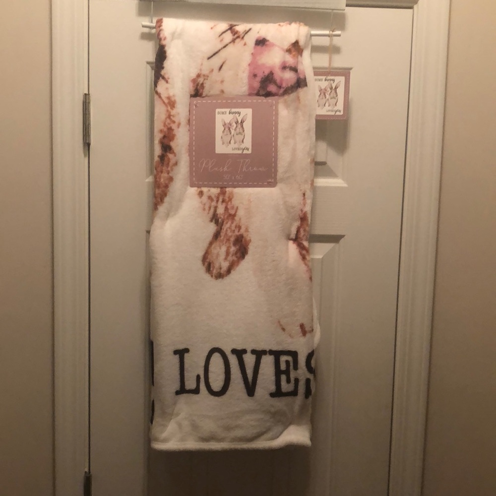 NWT Artisan 34 Easter Blanket